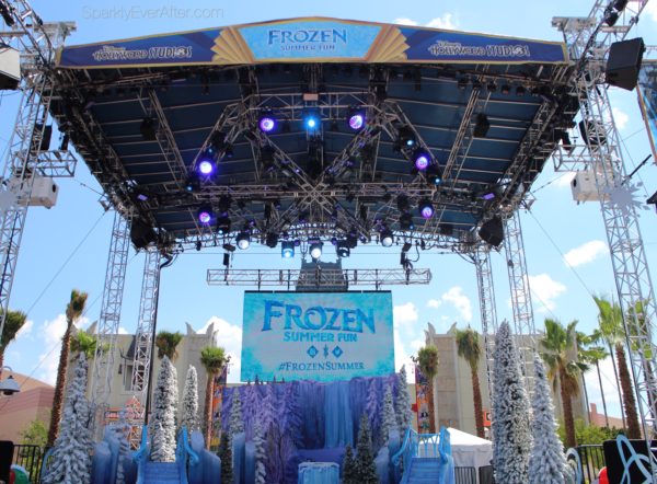 Frozen Summer Fun Stage 2015 | SparklyEverAfter.com