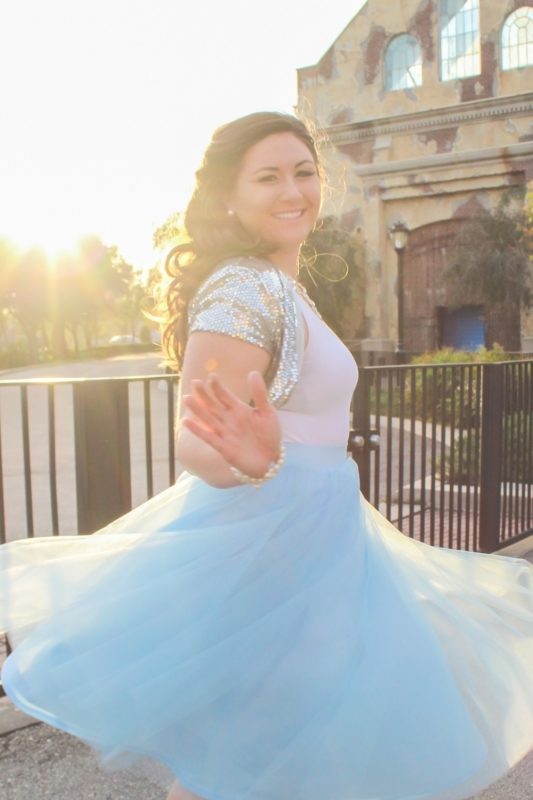 Cinderella Inspired Photo Shoot | SparklyEverAfter.com