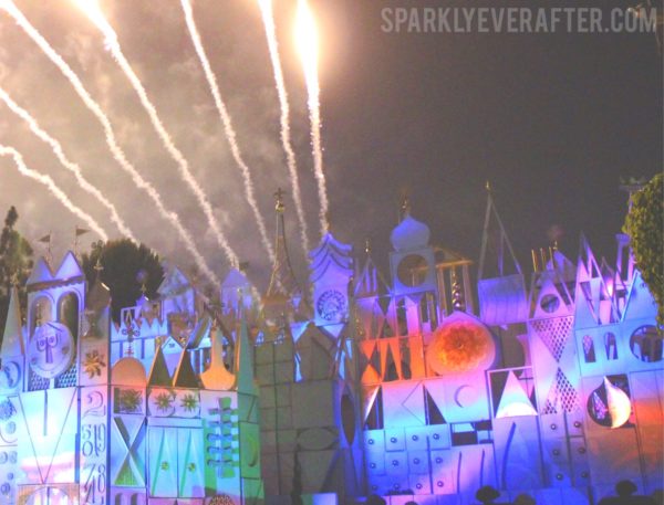 Best Place to Watch Disneyland Forever Fireworks at Disneyland | SparklyEverAfter.com