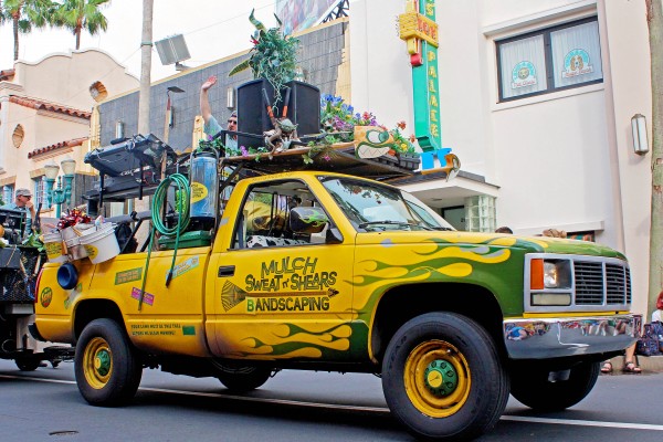 Mulch Sweat n Shears Truck Disney | SparklyEverAfter.com