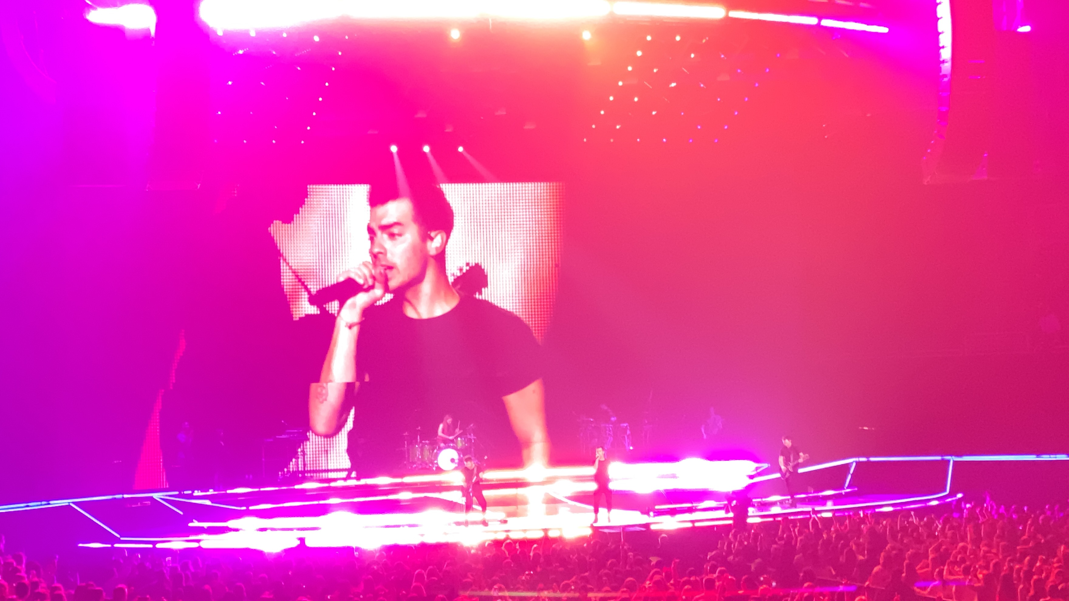 Jonas Brothers Happiness Begins Orlando Amway Center 