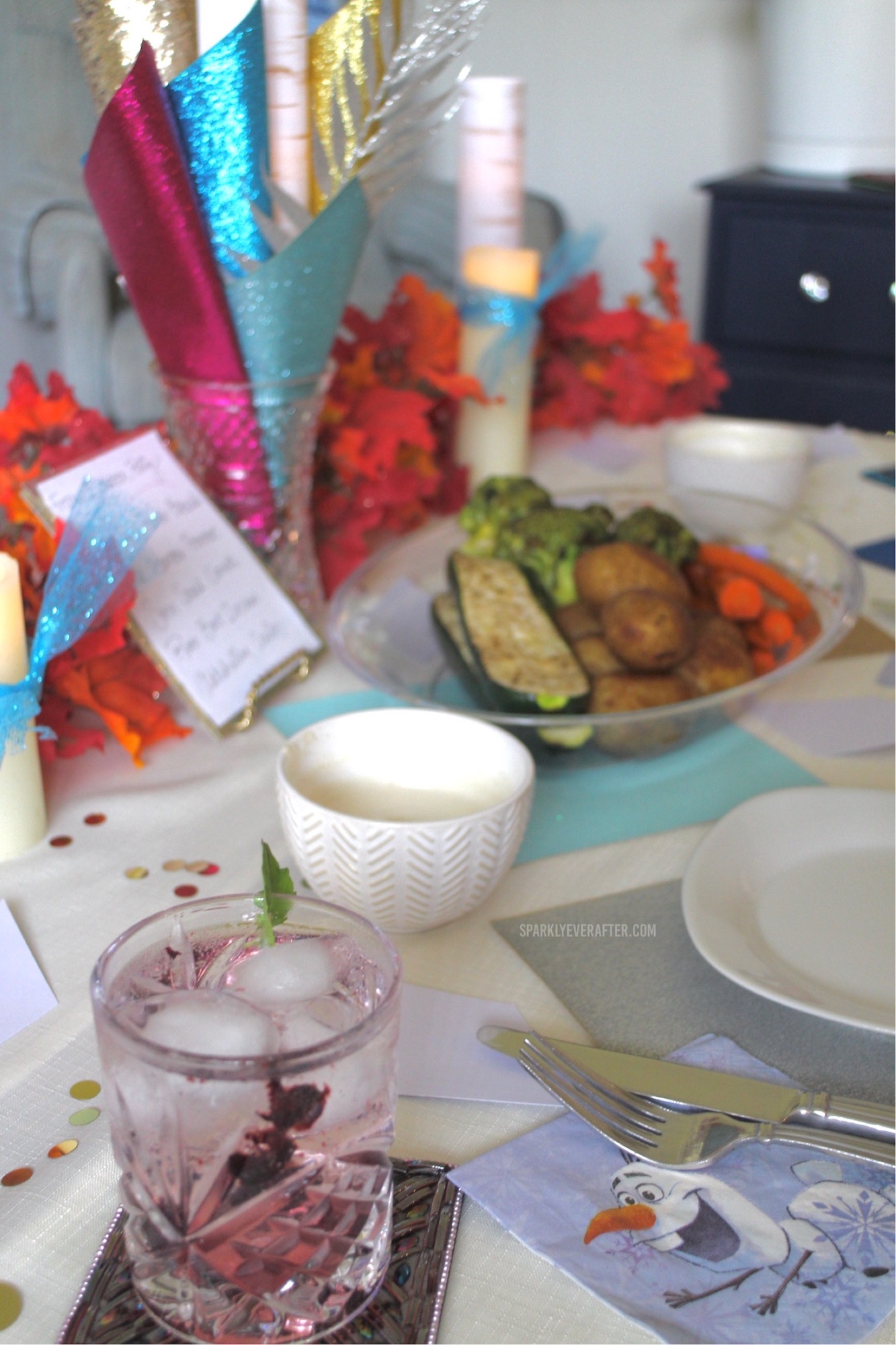 Frozen party ideas table setup